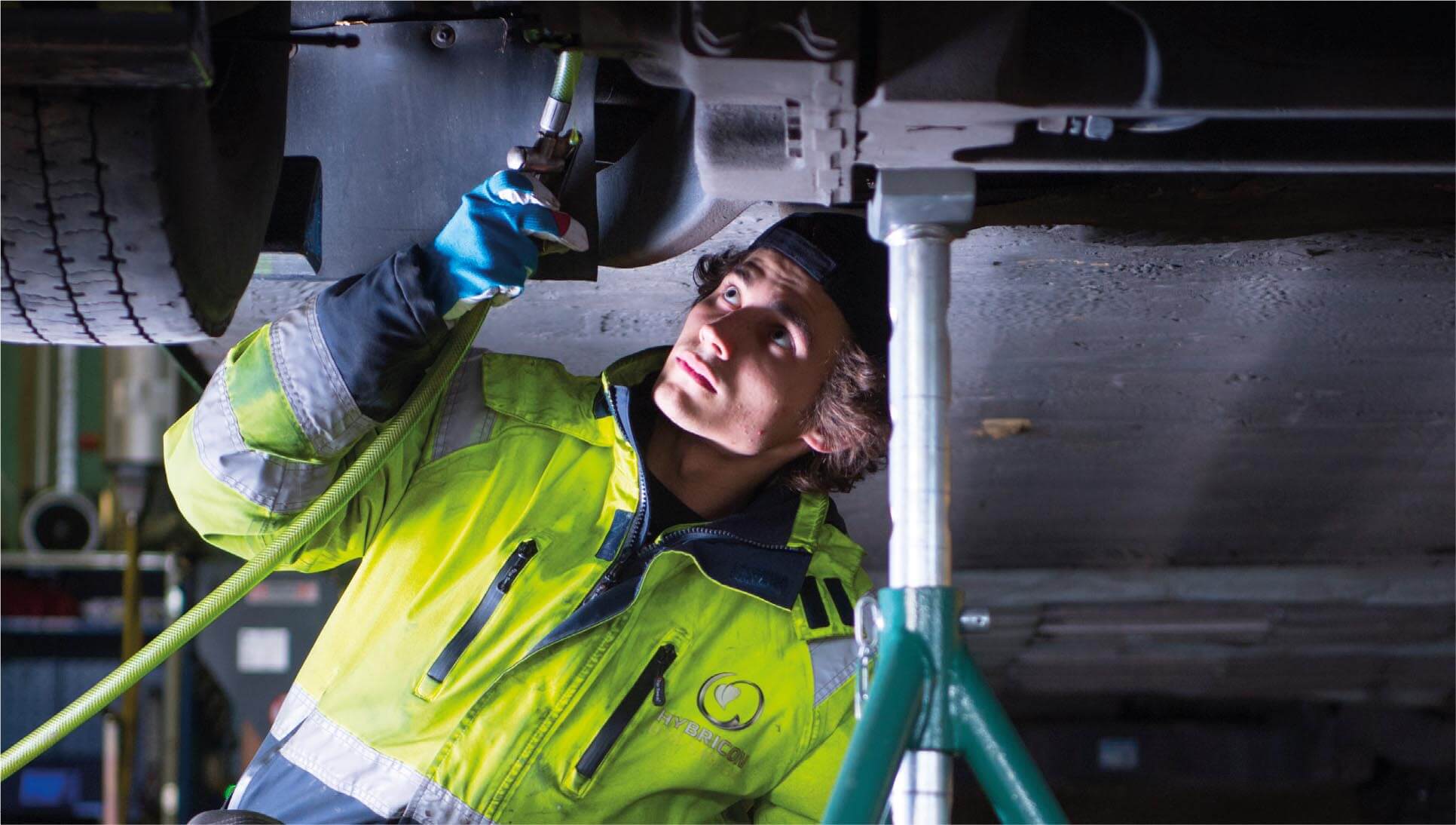 SERVICE 24/7